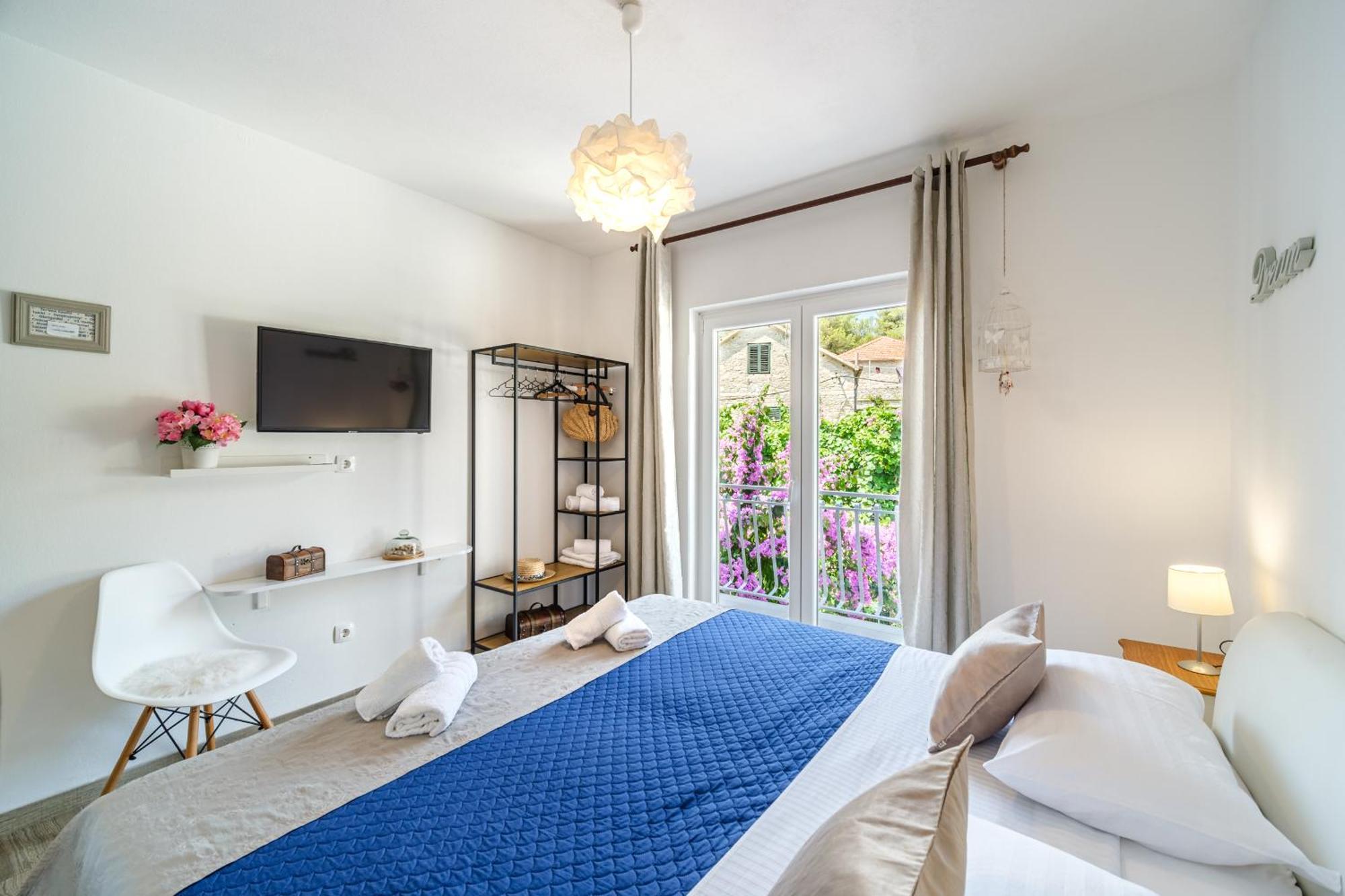 Rooms Anna Milna  Luaran gambar