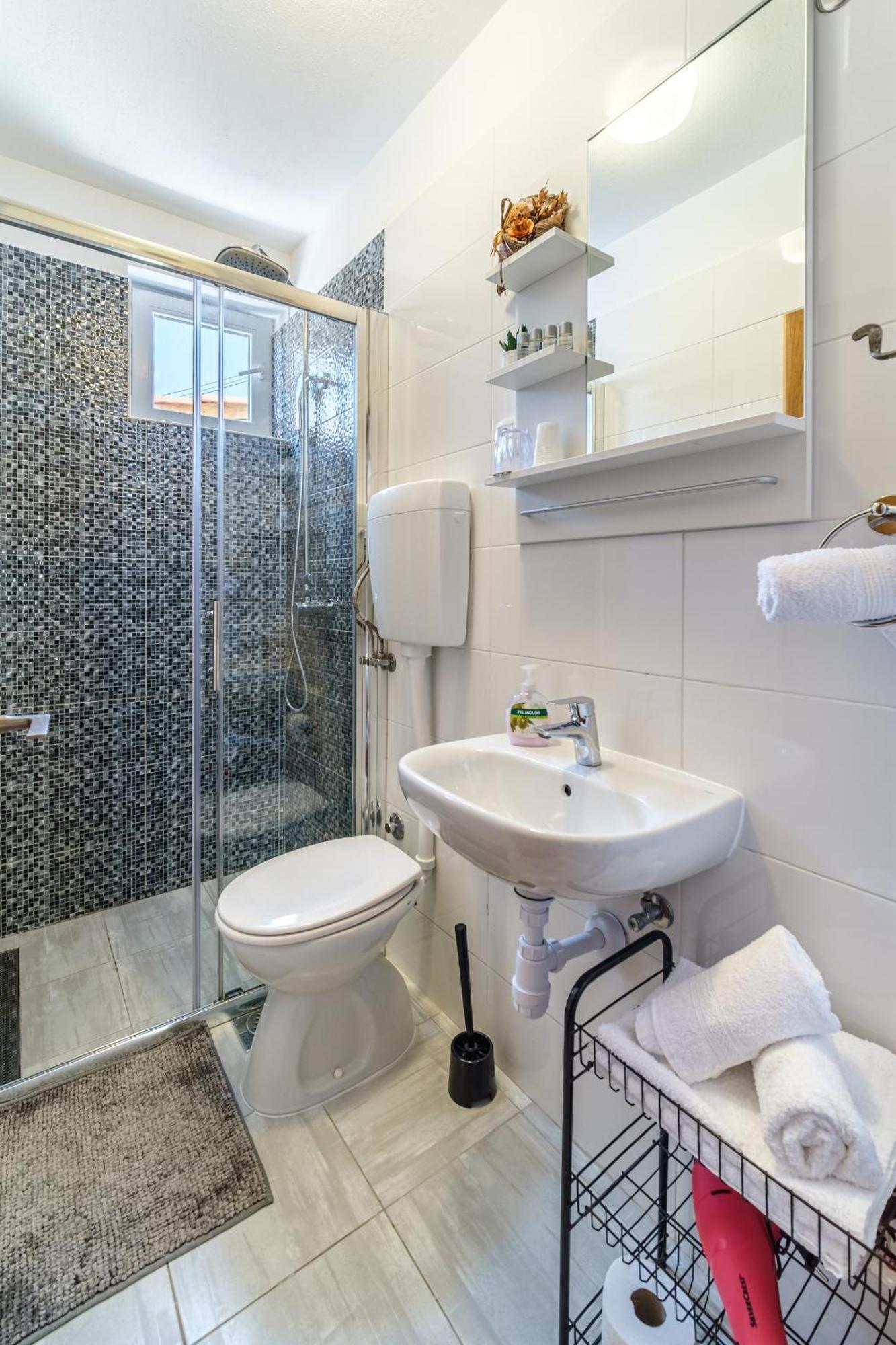 Rooms Anna Milna  Luaran gambar