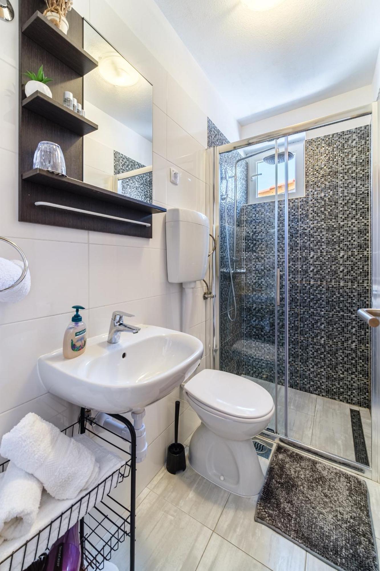 Rooms Anna Milna  Luaran gambar